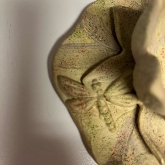 Yankee Candle Lily Pad Dragonfly Candle Holder - Picture 3 of 7